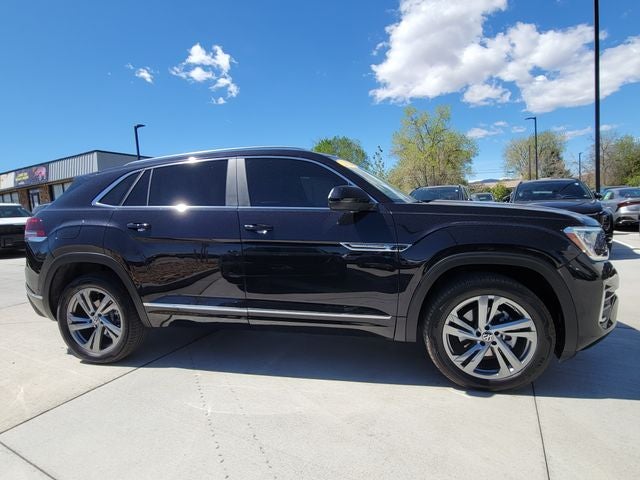 2024 Volkswagen Atlas Cross Sport 2.0T SEL R-Line
