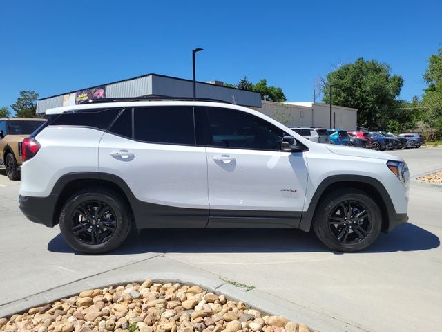 2023 GMC Terrain AT4