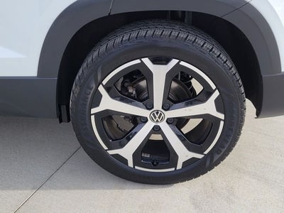 2025 Volkswagen Taos 1.5T SEL