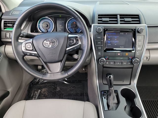 2017 Toyota Camry Hybrid XLE