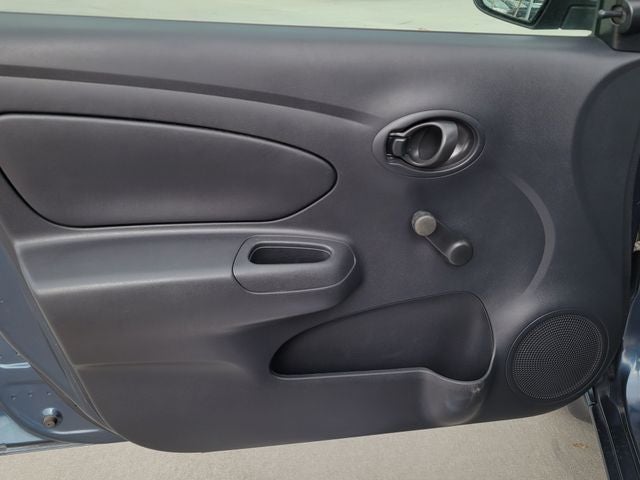 2015 Nissan Versa 1.6 S