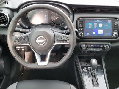 2023 Nissan Kicks SR