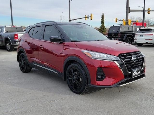 2023 Nissan Kicks SR
