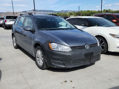 2016 Volkswagen Golf SportWagen S