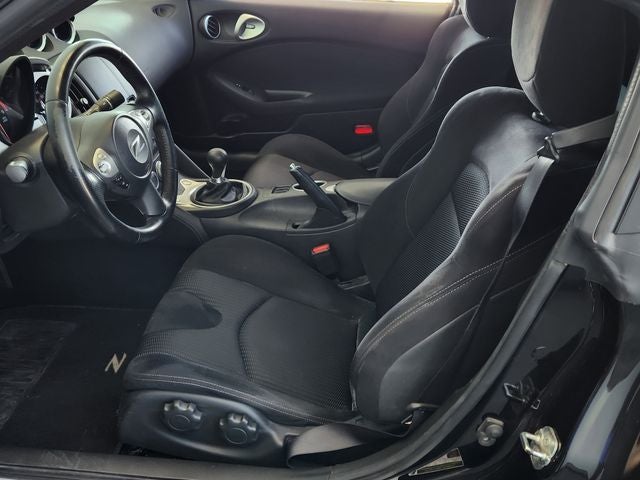 2017 Nissan 370Z Base