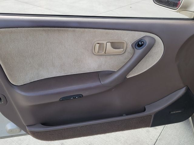 1993 INFINITI G20 Base