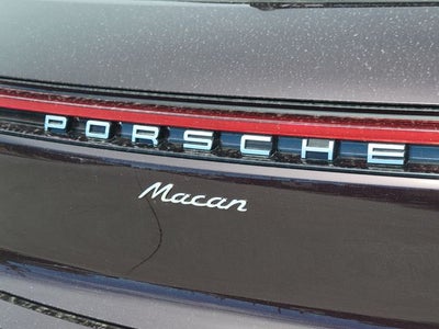 2024 Porsche Macan Base
