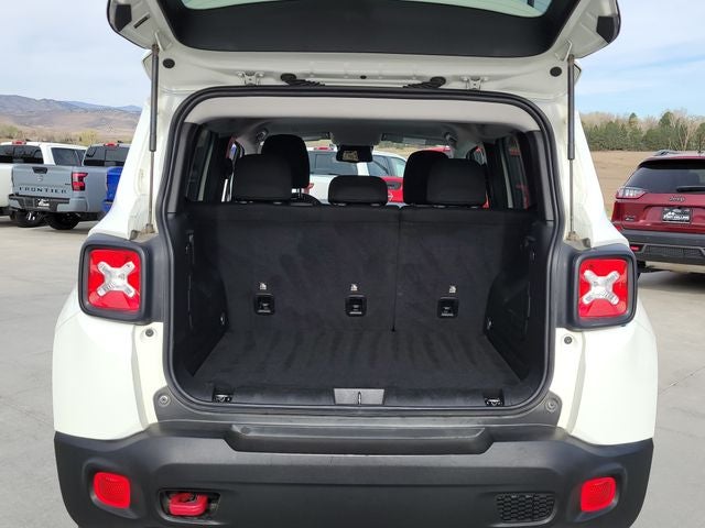 2023 Jeep Renegade Trailhawk