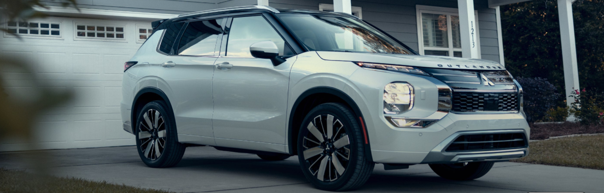 Mitsubishi SUV